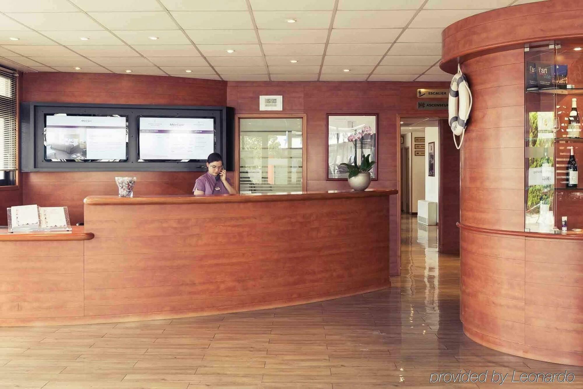 Ibis Styles Nice Cap 3000 Aeroport Saint-Laurent-du-Var Bagian luar foto